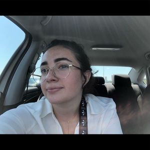 Meet your Posher, Francesca